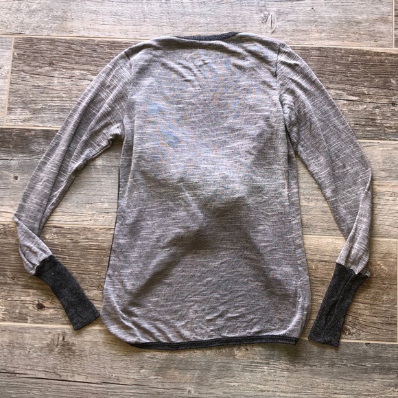 Karma Twisted Dark/Light Gray Sweater Size Small - Picture 5 of 5